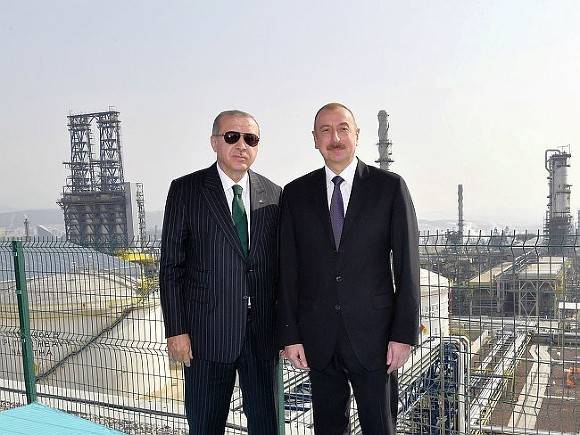 Рад и Алиев — удалось прорубить окно в Европу, и Эрдоган — Турция становится серьезным газовым хабом.