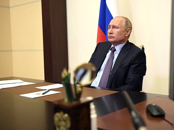 Народное недовольство вряд ли заставит Путина отказаться от авантюрных решений.