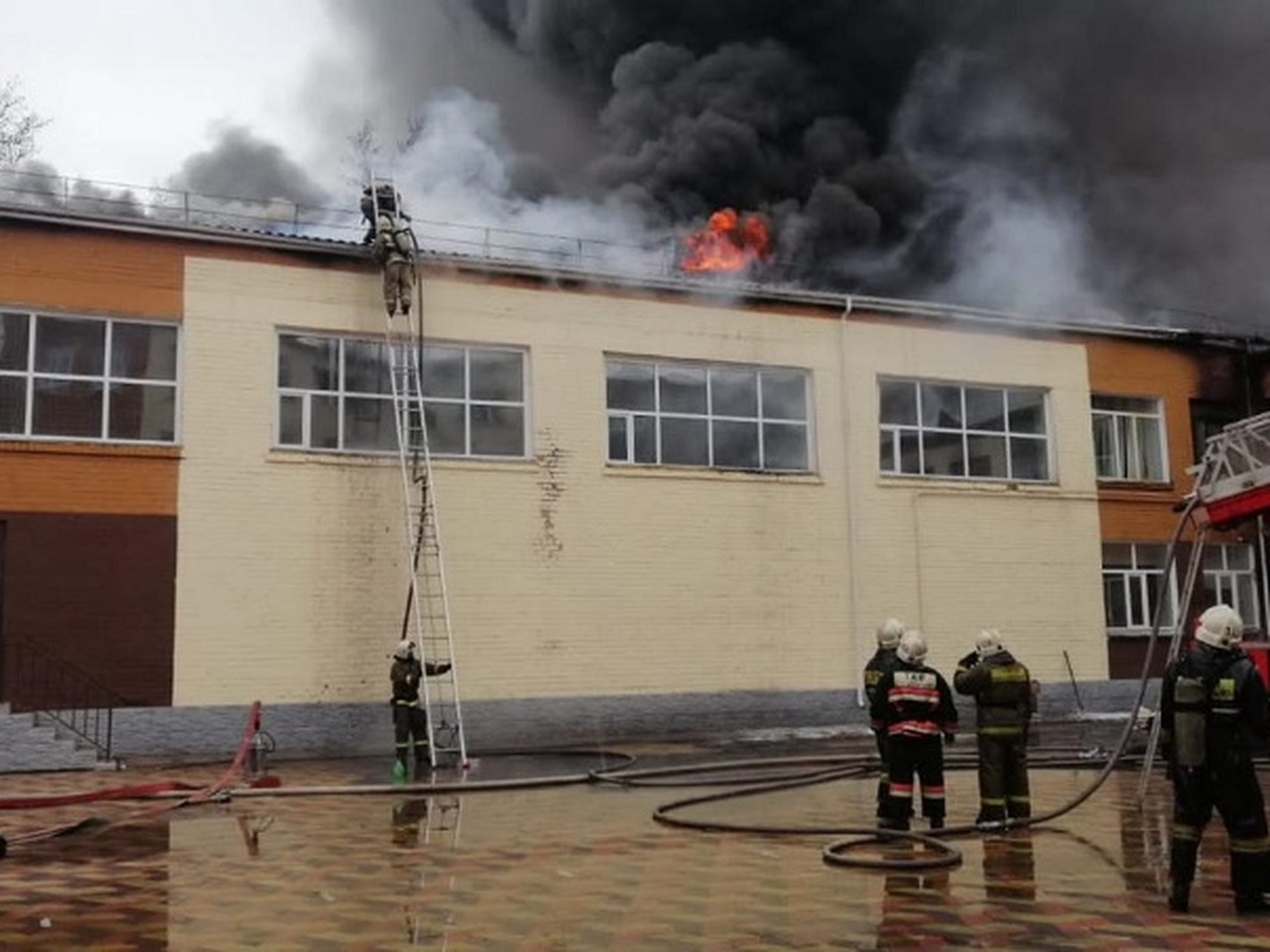 Пожар в образовательных учреждениях