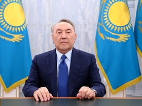 Назарбаев оказался живым, но пенсионером, а «конфликта в элите нет». В соцсетях расшифровали его послание