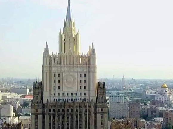 Посла Канады в Москве вызвали в МИД из-за нападения на российское посольство в Оттаве