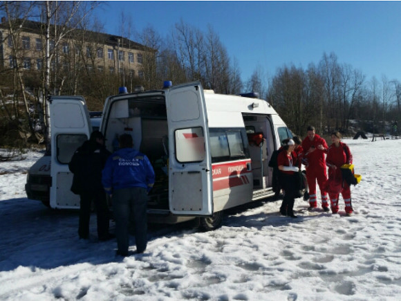 Врачам скорой помощи на Алтае пришлось пересесть на лошадей (видео)