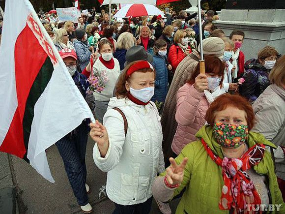 Пока дети в Белоруссии играют в задержания на митингах, МВД подозревает в протестующих террористов