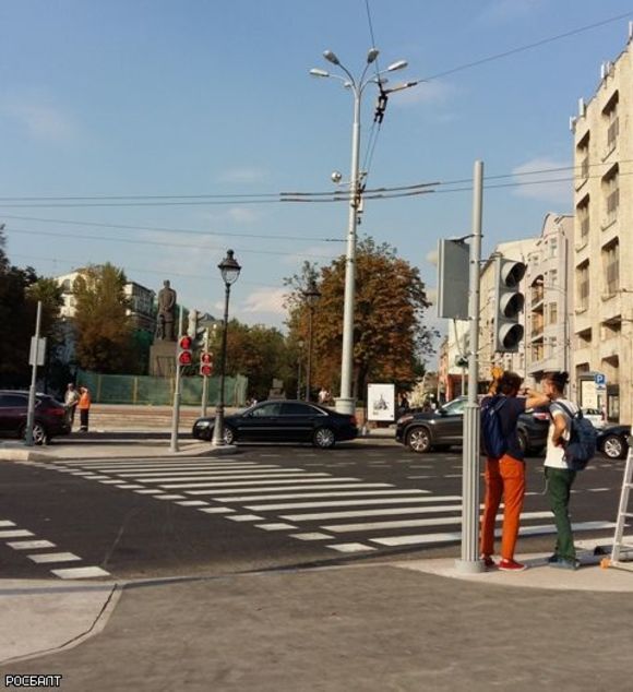 Улицы руставели мс. Орехово-зуево фото улиц. Феррара улицы жилые. Улиц монмартрского холма. Чкалова, 54а.