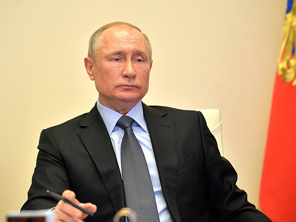 Путин поручил правительству заняться проблемами сирот и вопросом полетов в стратосферу
