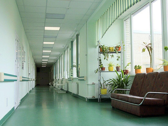 В Крыму значительный очаг коронавируса выявили в больнице Алушты
