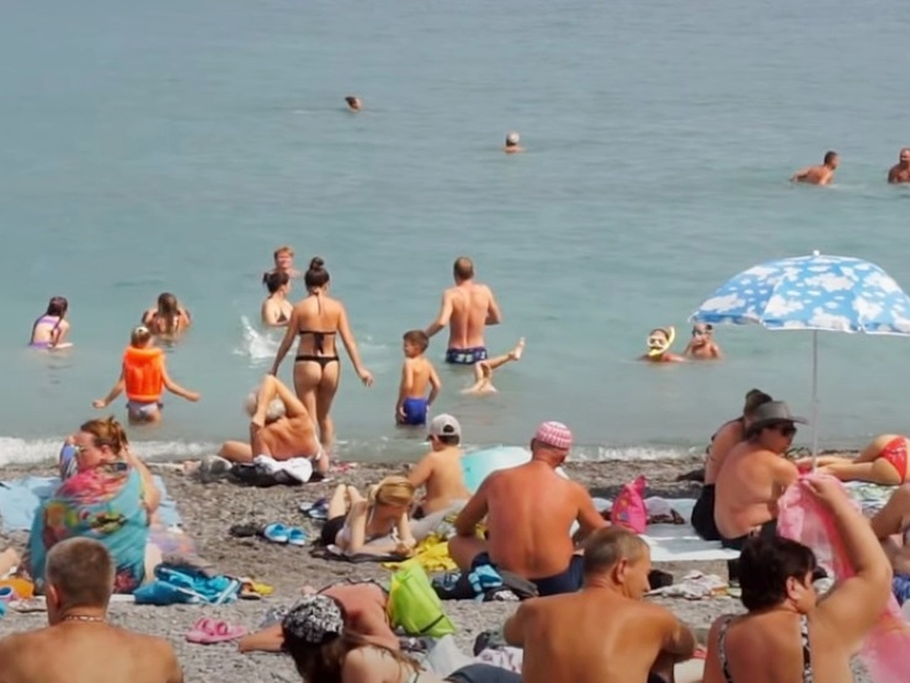 Видео случайно пляж