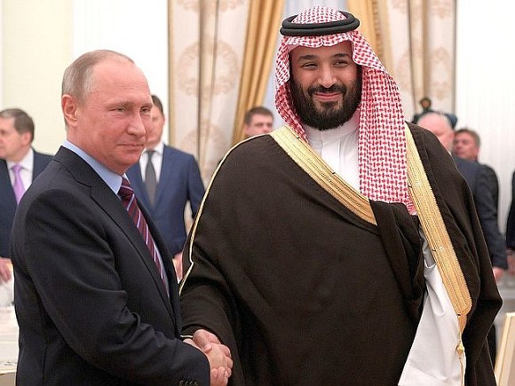 Путин обсудил с наследным принцем Саудовской Аравии передачу военнопленных и нефтяной рынок