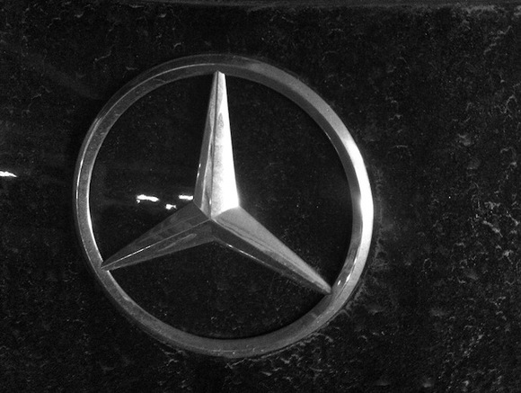 Российские владельцы Mercedes-Benz больше не смогут заказать дубликаты ключей