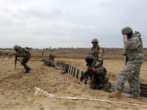 Monde: Франция планирует обучать украинских солдат в Польше