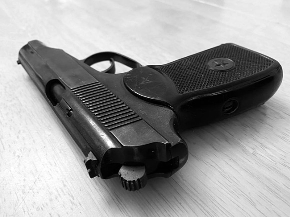 СМИ: Неизвестные, расстрелявшие росгвардейца в Ингушетии, забрали его табельное оружие