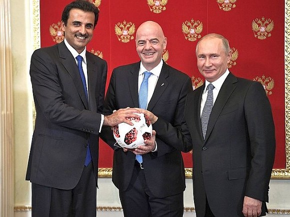 Россия передала Катару эстафету ЧМ по футболу
