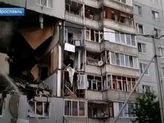 При взрыве в доме в Ярославле погибла пенсионерка, под завалами ищут восьмилетнего ребенка (видео)