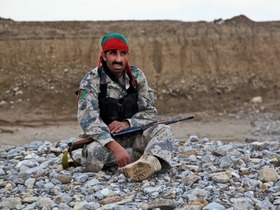 Говорят о 20 тысячах афганских боевиков, скопившихся возле границы с Туркменией.