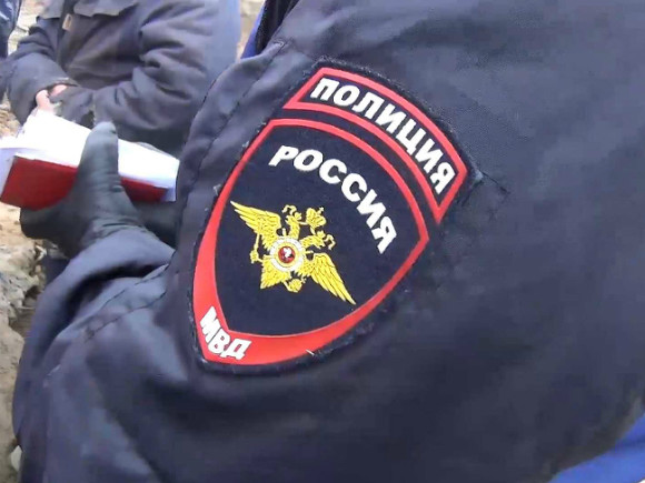 В одном из отделений Петербурга силовики незаконно удерживают 24 участников акций протеста