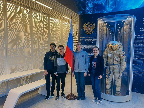 Четверо петербургских школьников завоевали золото на XIV Международной олимпиаде по математике