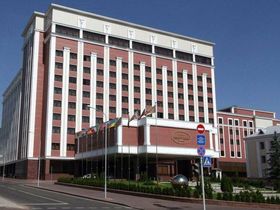В этом минском отеле проходят встречи Трехсторонней контактной группы по Донбассу.