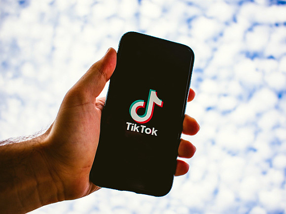 TikTok рассказал об удалении видео по запросу российских властей
