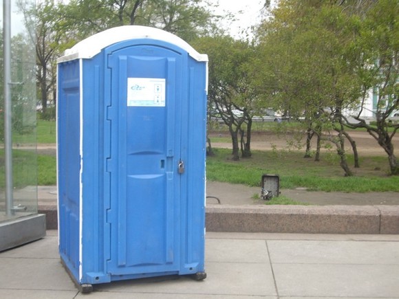 Названы самые популярные у петербуржцев бесплатные туалеты