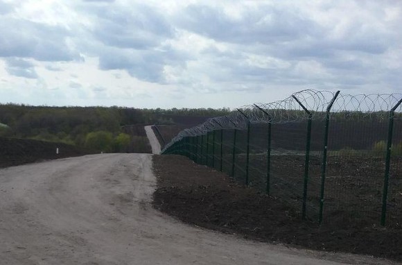 Зеленский поручил привести все границы Украины «в боевое соответствие»