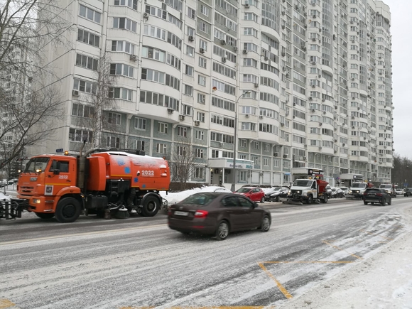 Вильфанд предупредил о мрачной погоде и низком давлении в Москве