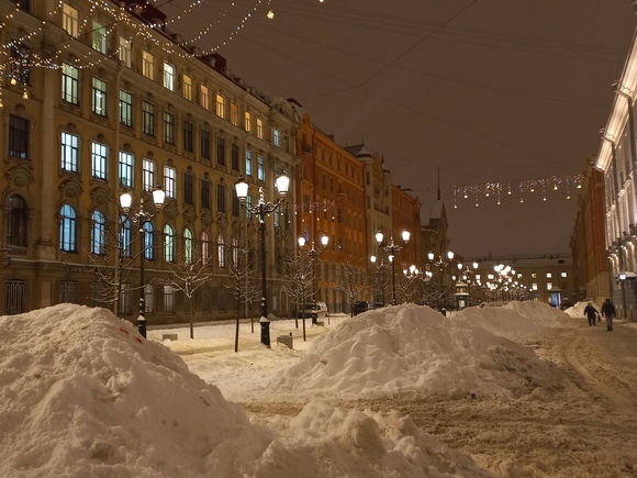 Главный синоптик Петербурга предсказал на выходные снег и метель