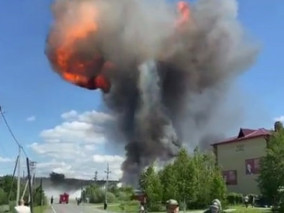 В Свердловской области от взрыва АСЗ пострадали два человека (видео)