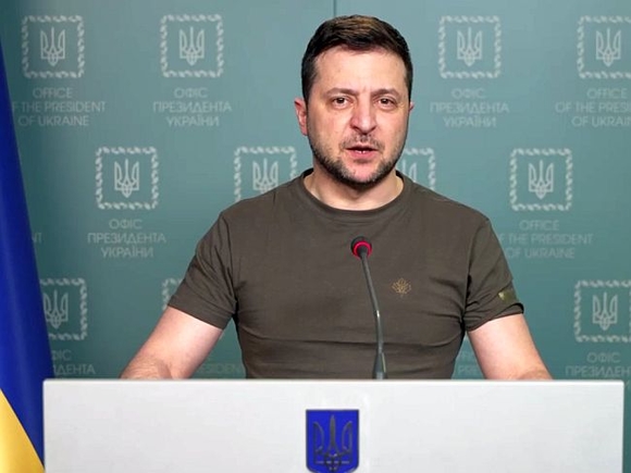 Зеленский заявил о готовности рассмотреть возвращение Крыма невоенным путем